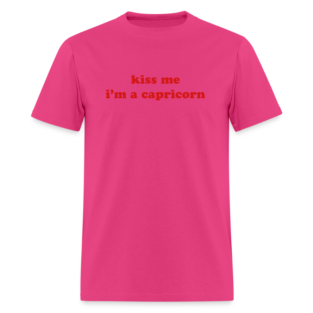 kiss me I’m a capricorn Unisex Classic T-Shirt - fuchsia