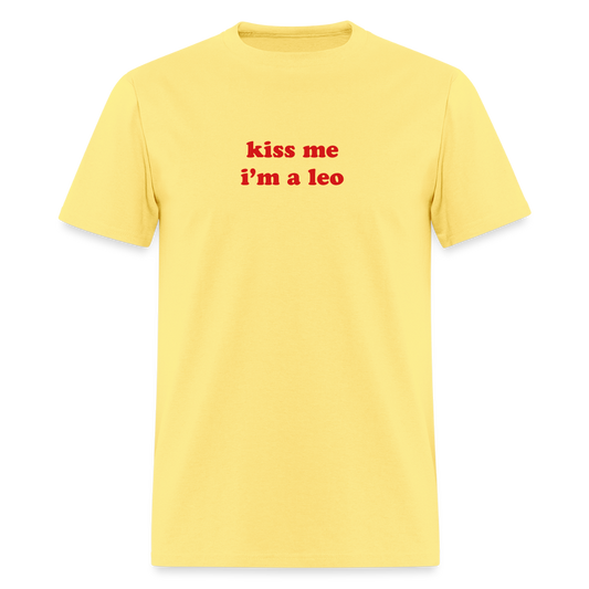 kiss me I’m a leo Unisex Classic T-Shirt - cornsilk