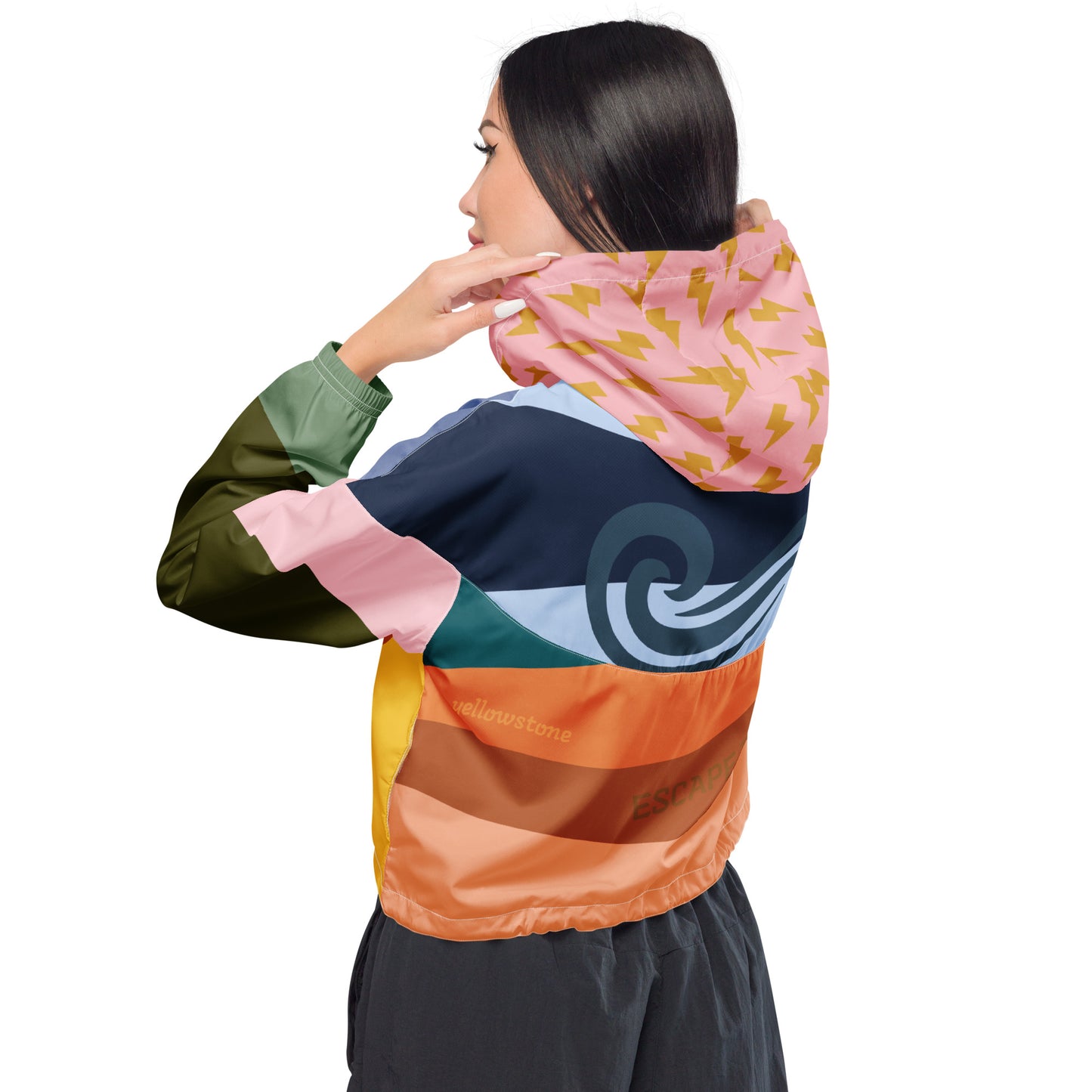 Escape to Nature Women’s cropped windbreaker